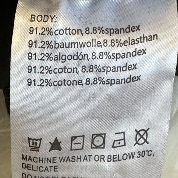 NWT Baleaf Athletic Shorts Womens XS Black Stretch Drawstring Bermuda Athleisure - Picture 7 of 7